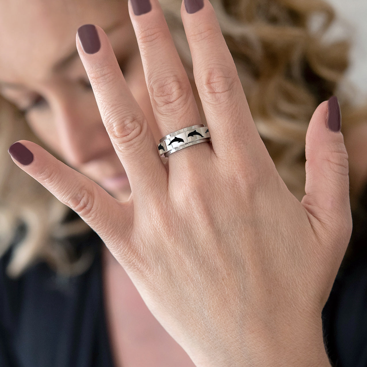 dolphin peace ring-spinner ring