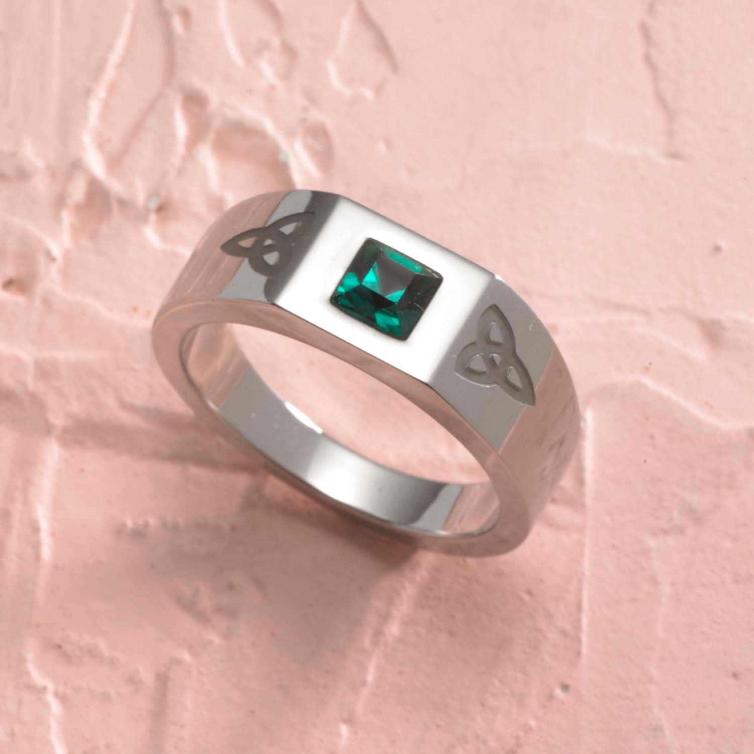 Trinity Knot Ring