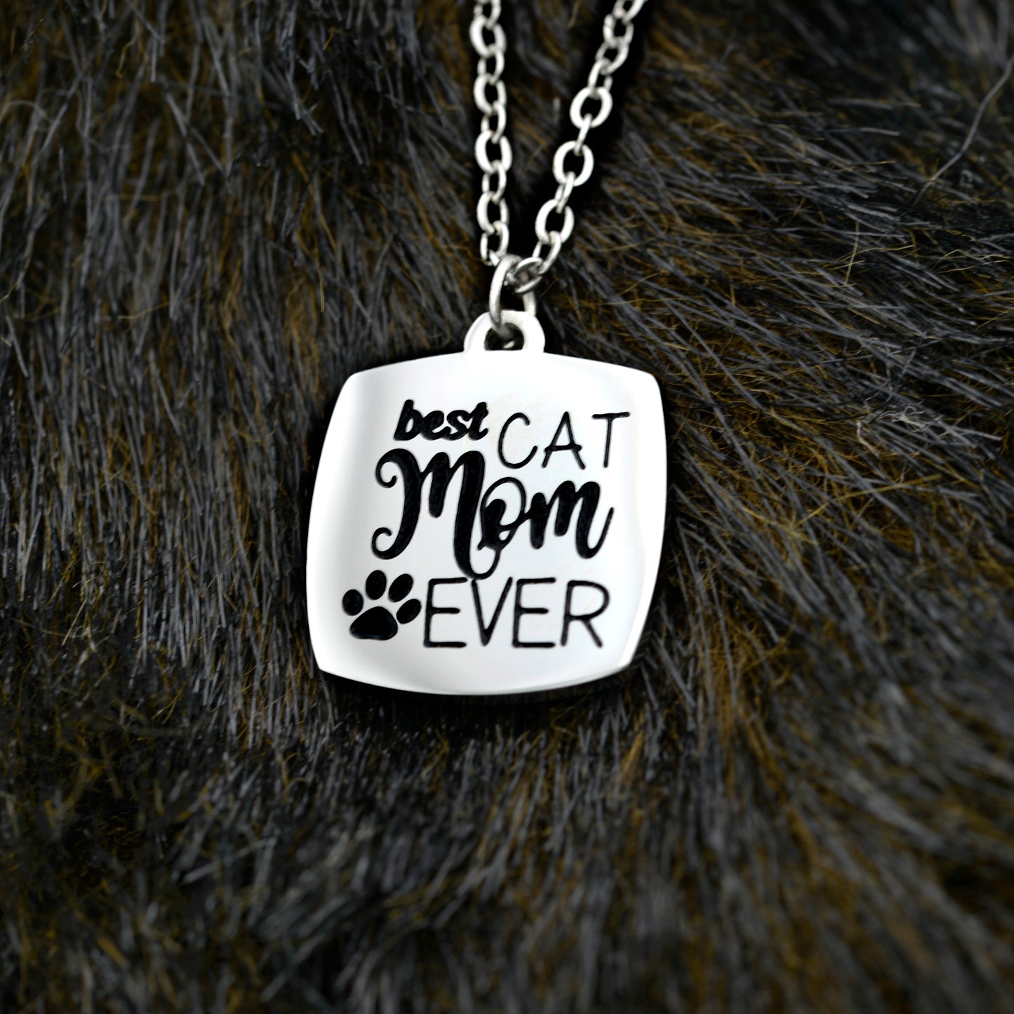 Best Cat Mom Ever Pendant Necklace Engraved Paw Print Jewelry Gift for Cat Lovers