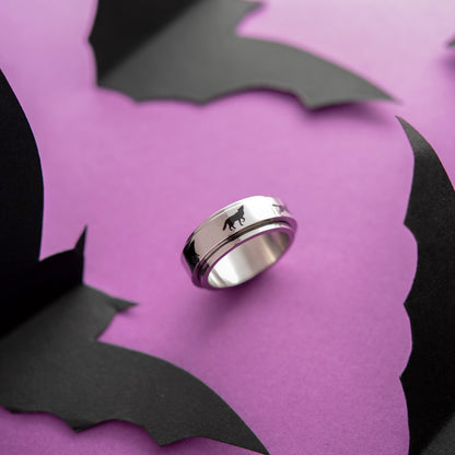 Running Wolves Ring with Spinning Band - Stainless Steel Nature Jewelry for Anxiety Fidget Spinner