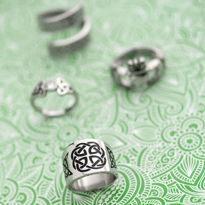 Celtic Infinity Knot Signet Ring for Women or Men Irish Pride Jewelry