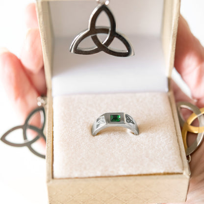 Celtic Trinity Knot Stainless Steel Ring with Emerald Crystal Stone