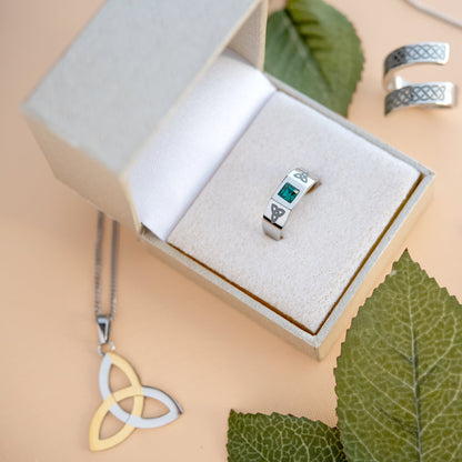 Celtic Trinity Knot Stainless Steel Ring with Emerald Crystal Stone
